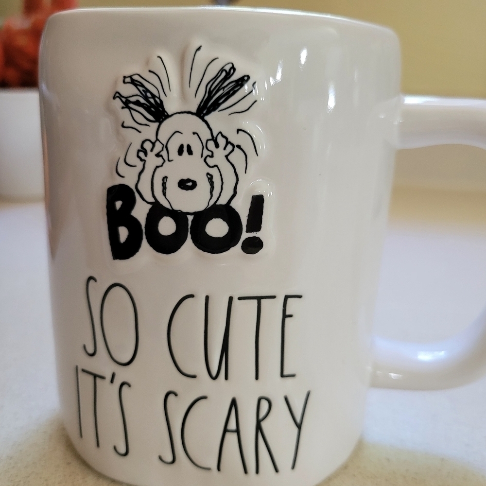 Snoopy White Mug 24 Ounces Collectors Edition Cute Gift Halloween Peanuts